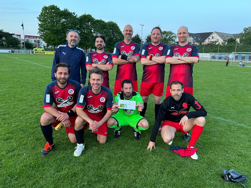 Alte Herren feiern 2. Platz beim Turnier der Sportfreunde Forchheim